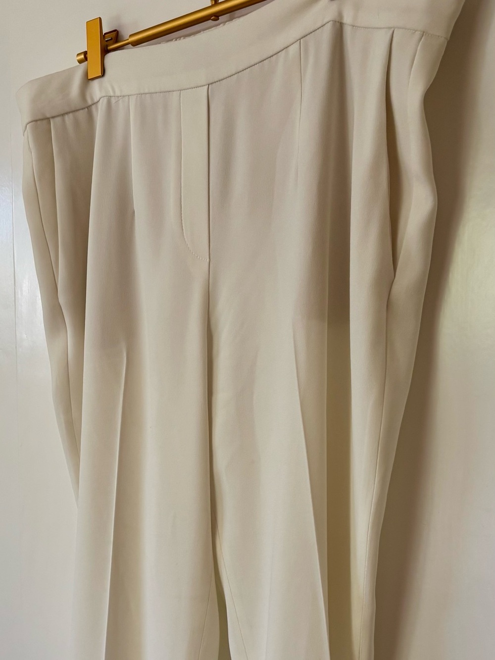 Babaton| Aritzia| Ivory High-Waist Wide-Leg Pull On Tailored Trouser Pants Sz 10 - Picture 3 of 8